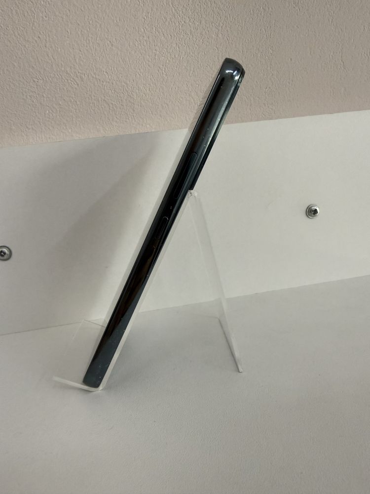 Samsung s22 / 256Gb