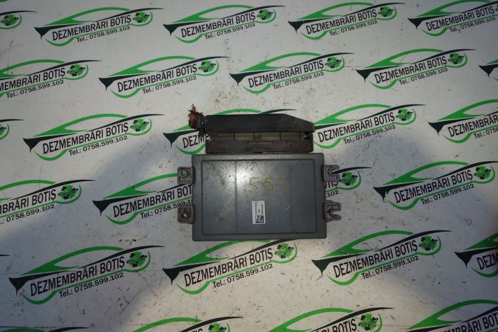 Calculator motor ECU 8200483732 Dacia Logan prima generatie