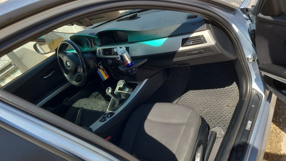 Vând BMW E90 2.0 D