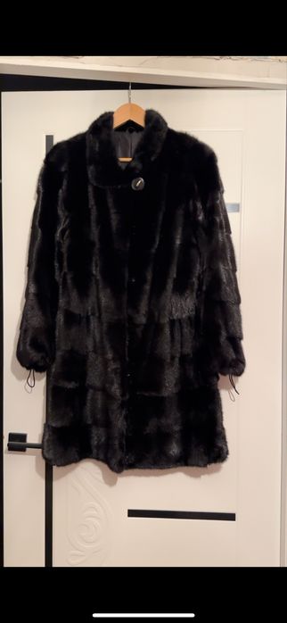 Продам норковую шубу