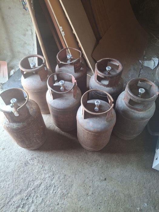 Продаётся газ баллоны