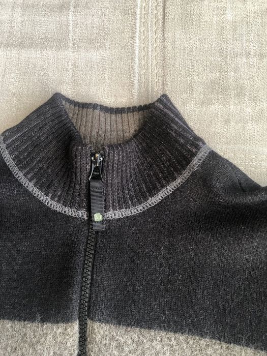 Armani блуза,пуловер,фланела и жилетка,горница-2бр