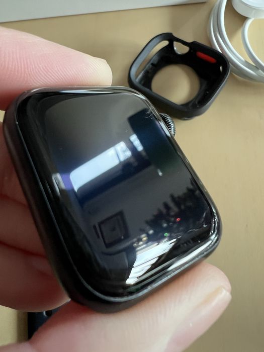 Apple Watch SE 2 40 mm (В Гаранция)