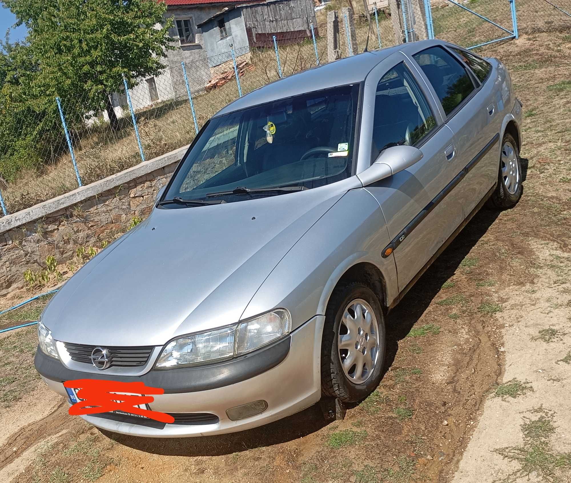 Продавам автомобил
