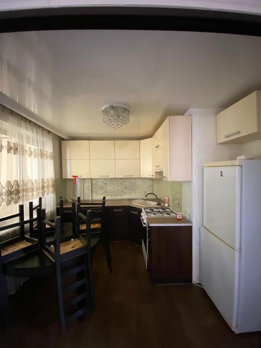 Сдается 2х комн квартира, район С. Тюленина, 150 тыс, ком. усл. внутри