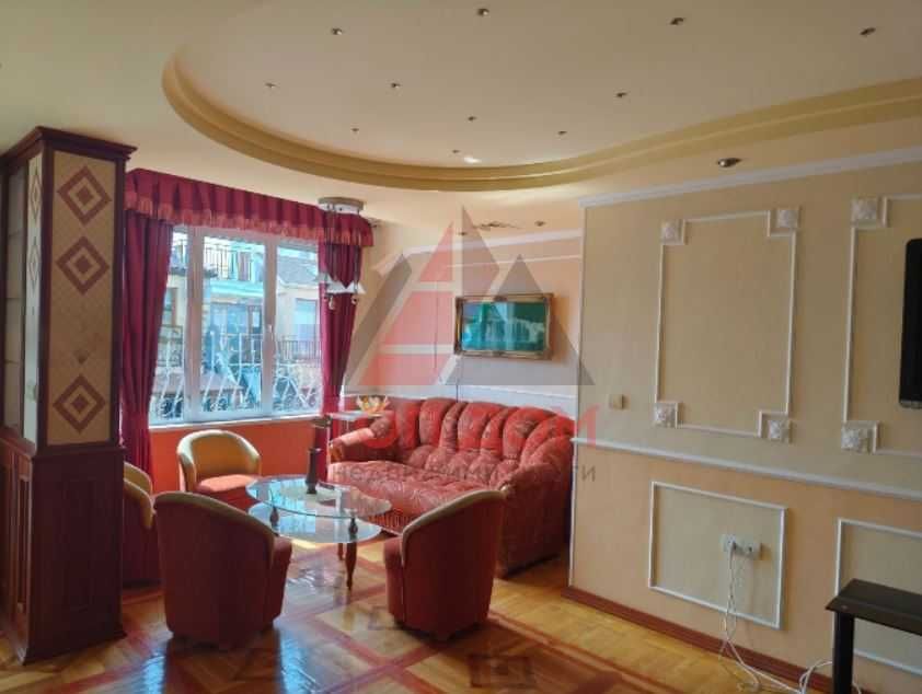 Дава се под наем Многостаен апартамент в Варна, Лятно кино Тракия - 115 кв.м за 816 € - Снимка #2