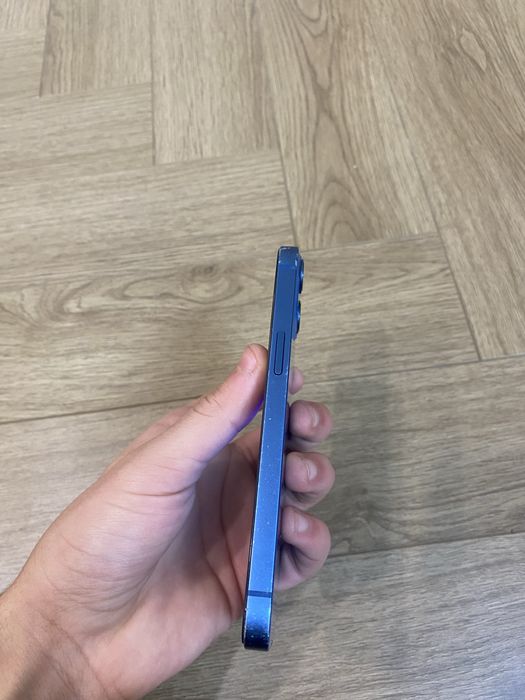 Айфон 13 в отличном состоянии