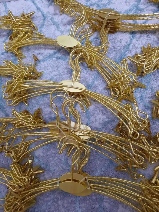 Продаётся новые вешалки хорошего качества