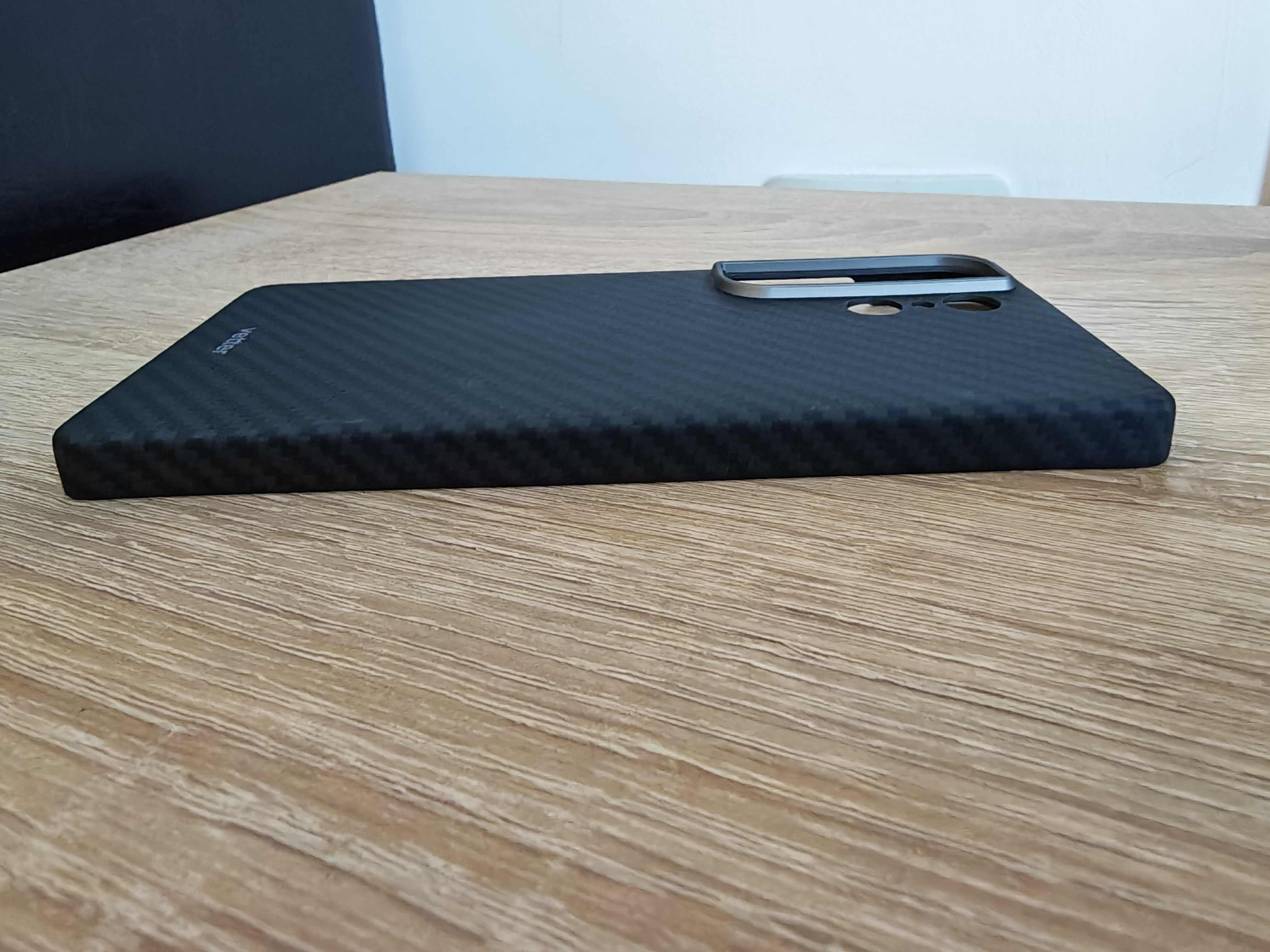 Husa Spigen Enzo aramid MagSafe iPhone 16 Pro Max