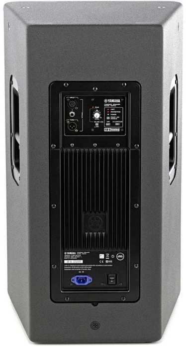 Rcf 4pro3003a yamaha dsr 115