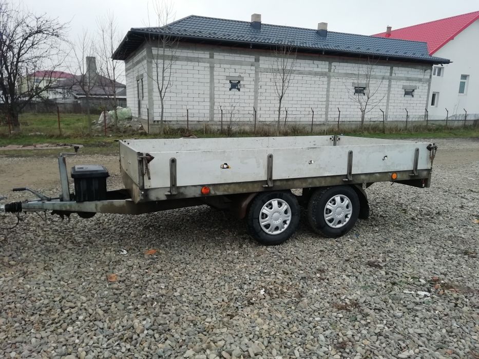 Vand remorca cu 2 axe