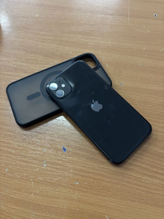 Айфон 11 с коробкой