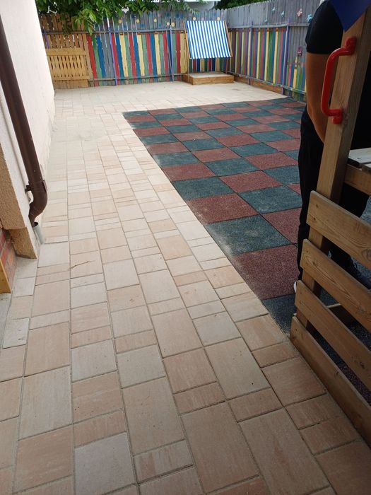 Montator pavaje/borduri