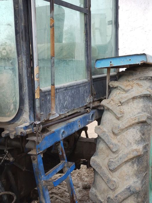 TTZ 80 Traktor holati juda yaxshi holatda