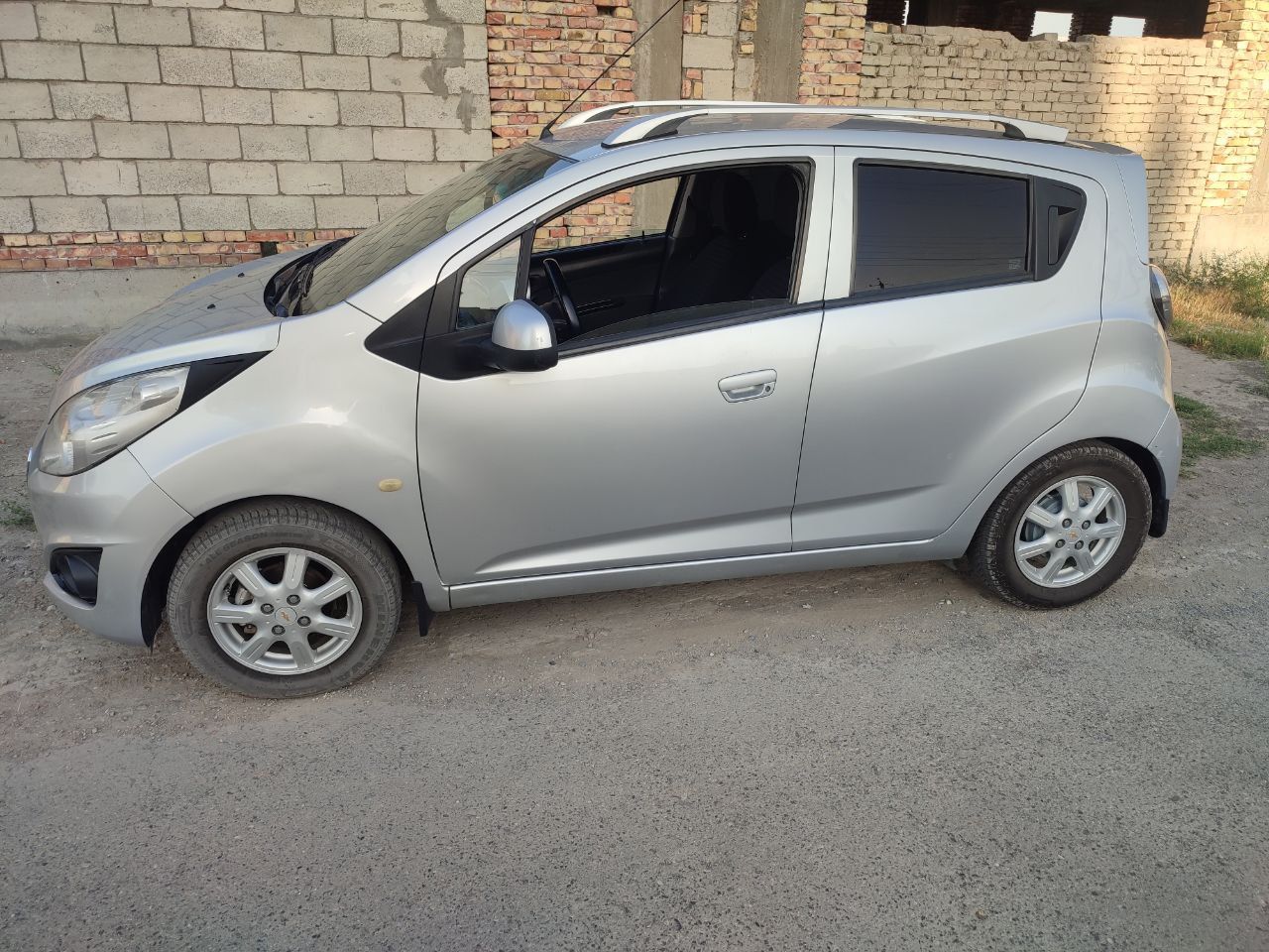 Chevrolet Spark 2011-yil