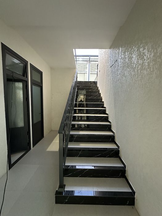 Уй сотилади 2,5 сотих