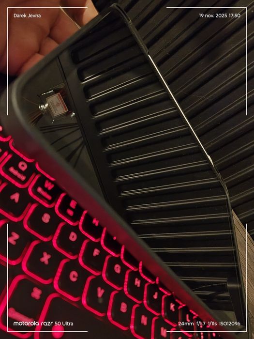 iPad 10 (64GB) Tastatură, Stylus, Husă, Geantă, Pachet comple