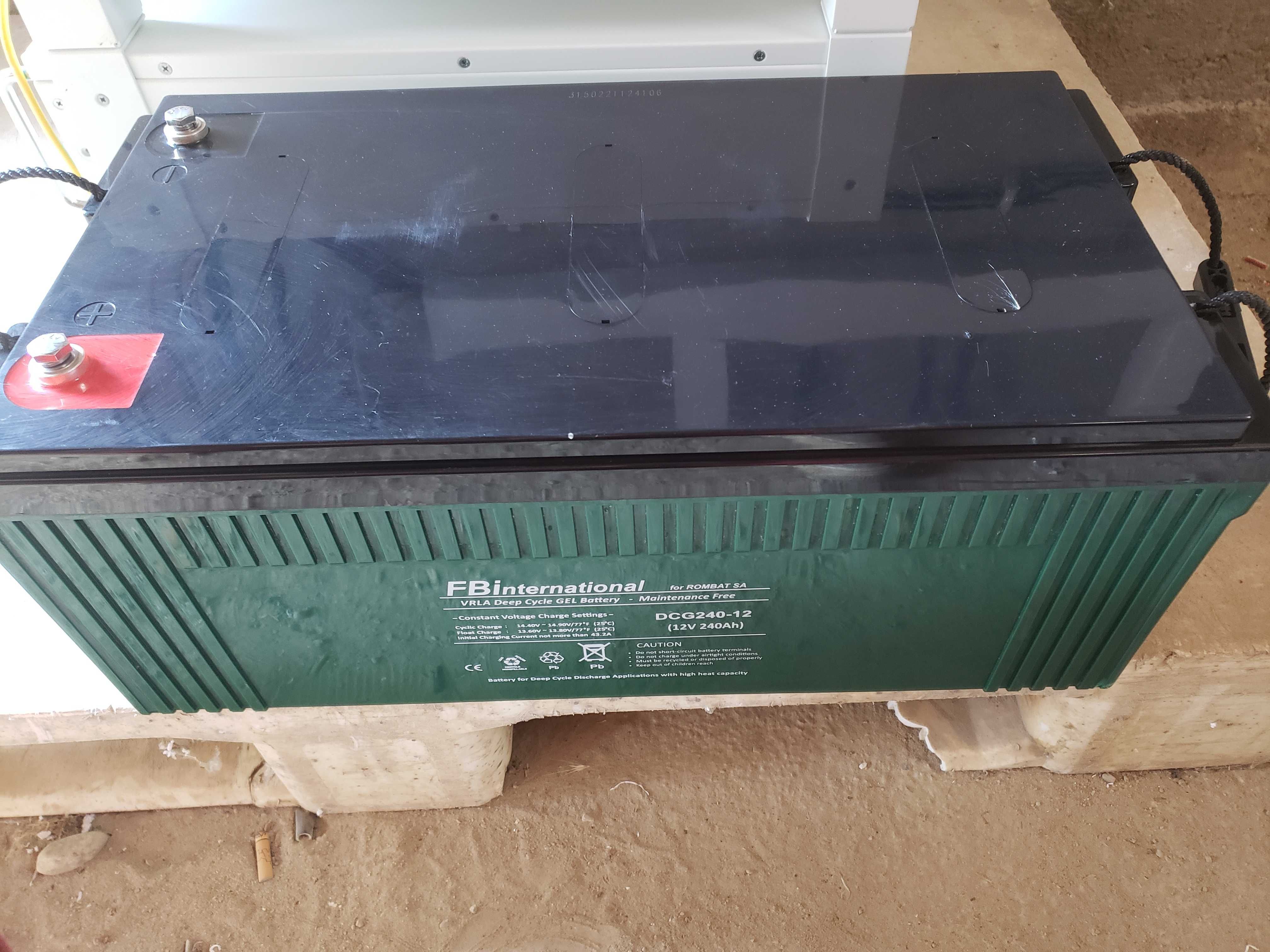Invertor MPP Solar 11KW/48V și 4 acumulatori Rombat gel VRLA 240Ah/12V