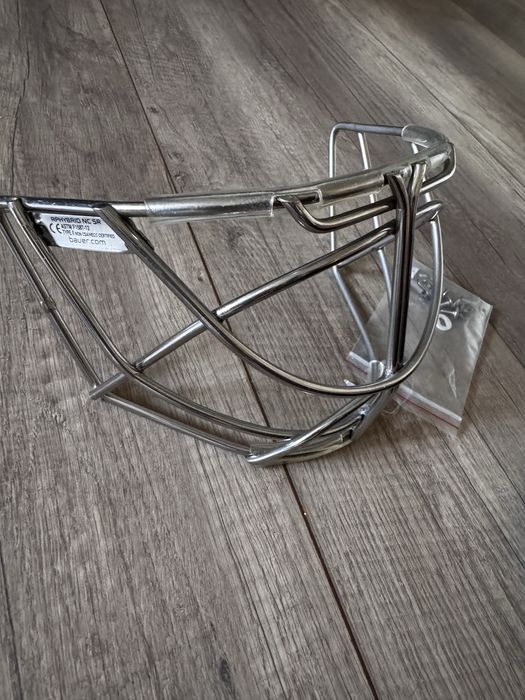 Решетка шлема вратаря