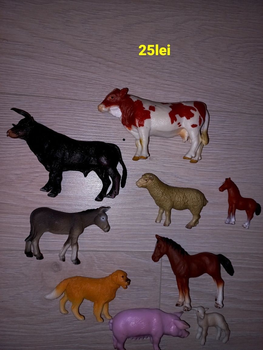 Diferite jucarii,pony,among us,schleich,monichicchi