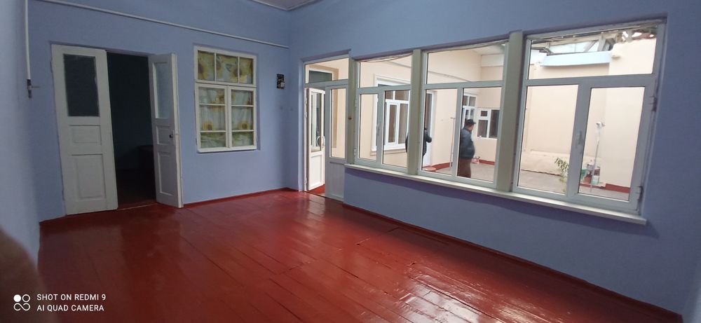 Уй сотилади 35000$