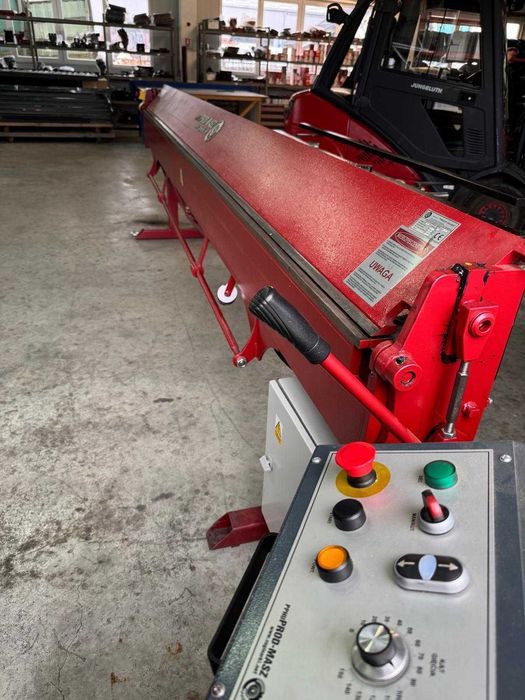 Mașină de îndoit tabla electrica (abkant electric)