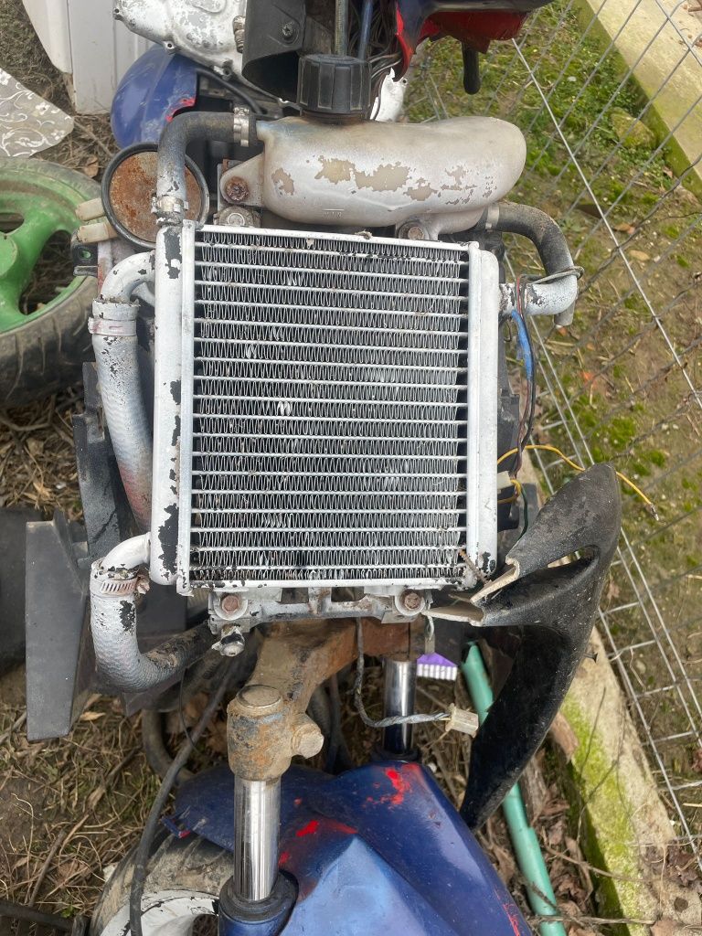 Vând piese yamaha