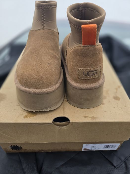 Cizme UGG piele întoarsă