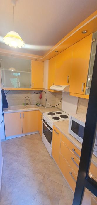 Дава се под наем Тристаен апартамент в Пловдив, Каменица 2 - 120 кв.м за 600 € - Снимка #2