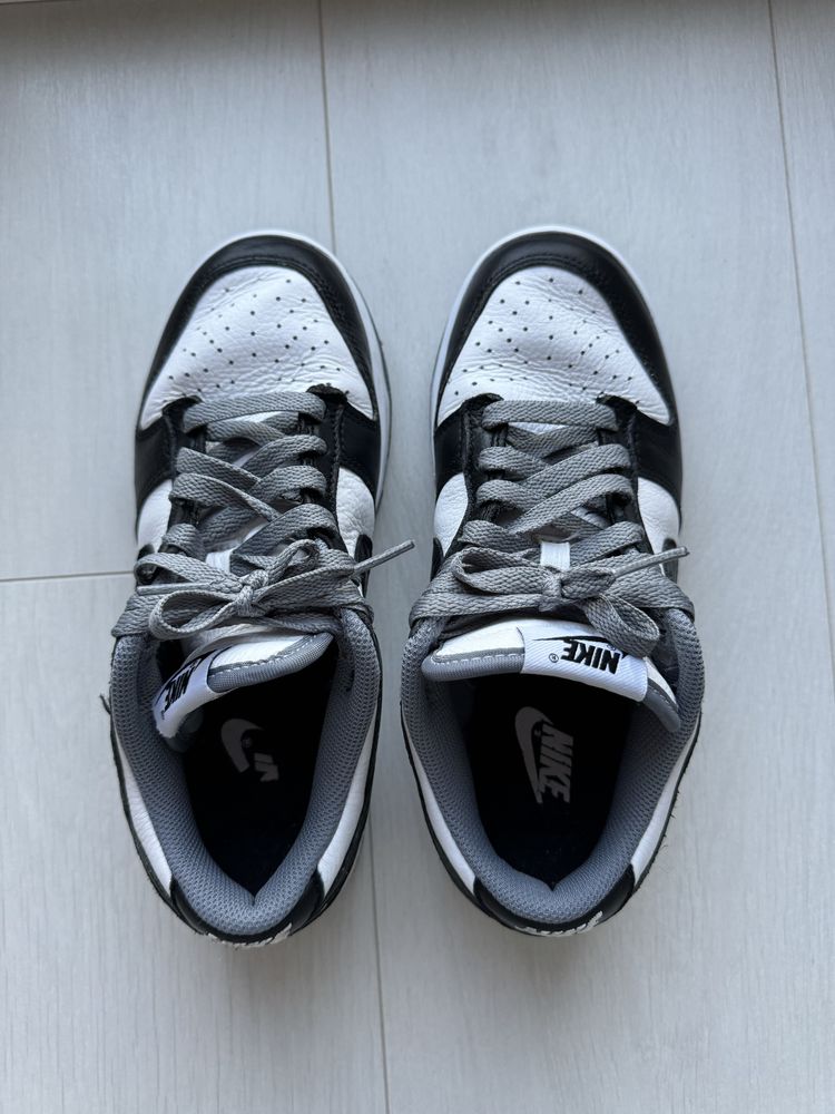 Маратонки Nike