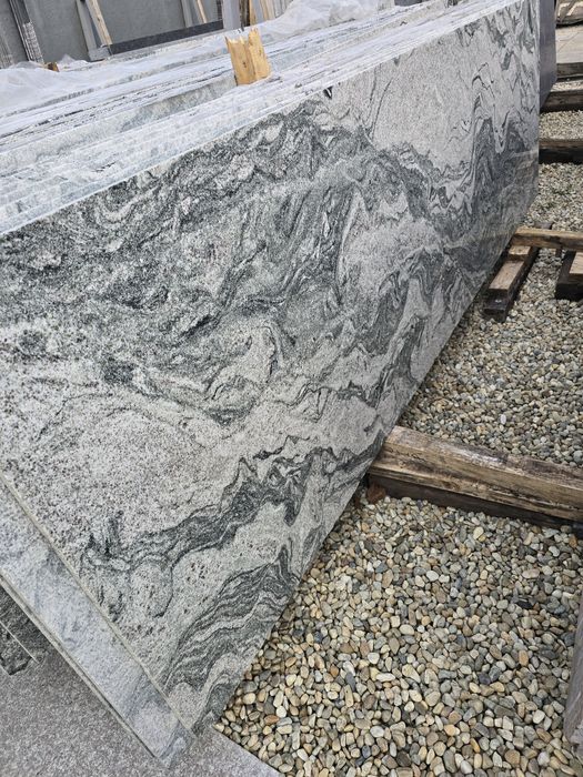 Glafuri,blaturi, trepte, pardoseli din marmură și granit la comanda