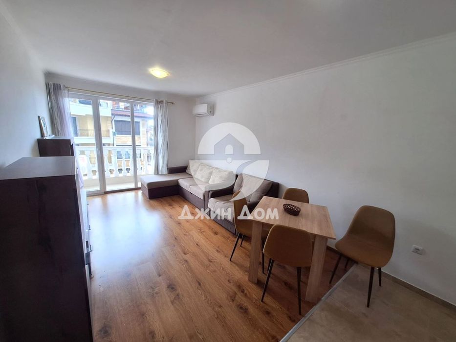 Двустаен апартамент с ГЛЕДКА МОРЕ във Вила Катерина, с.Равда