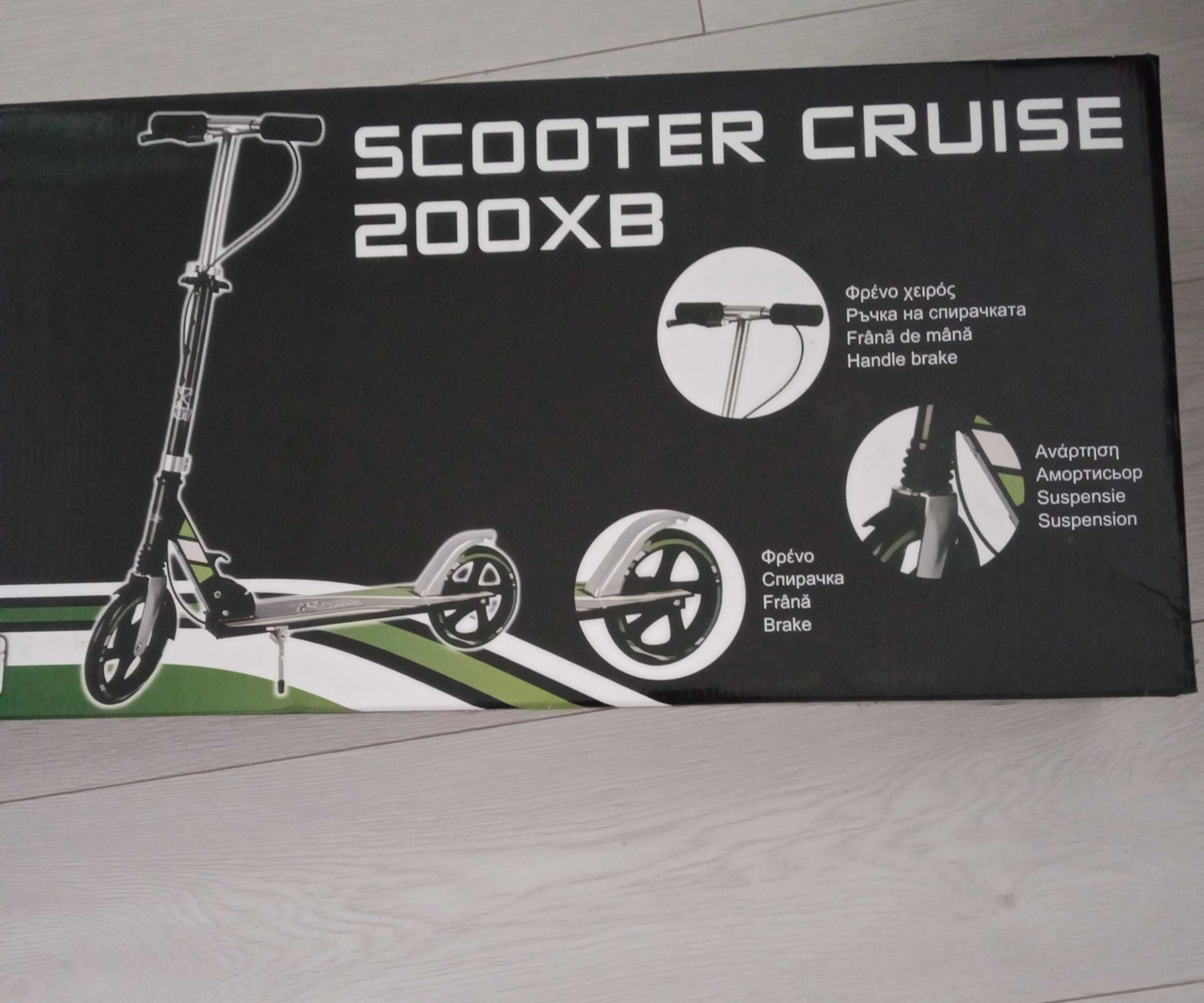 Vând trotineta copii ,,Scooter Cruise 200XB.