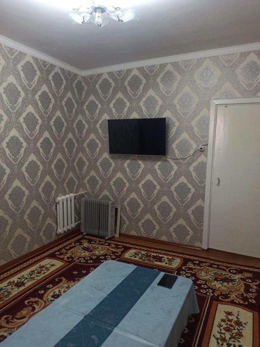 3 xonalik kvartira sotiladi remonti zur 10 mkr