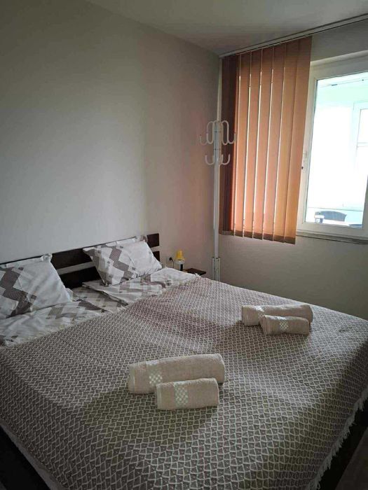 Дава се под наем Тристаен апартамент в Варна, Чайка - 78 кв.м за 613 € - Снимка #5