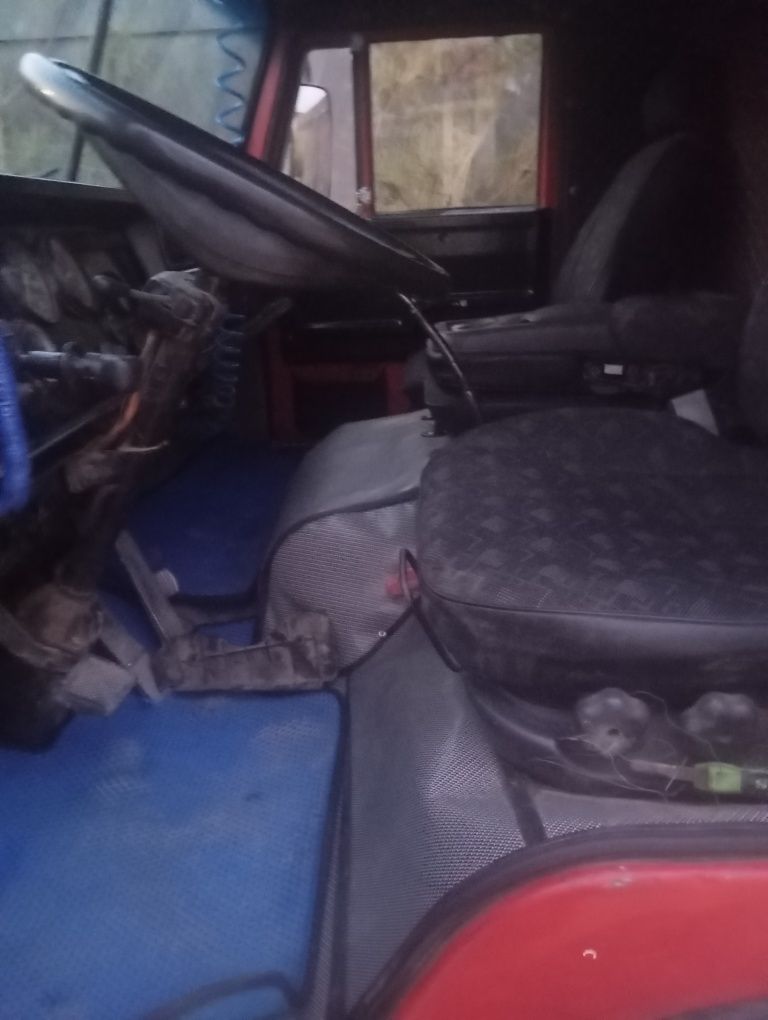 Kamaz sotiladi naxadu ishlab turgan moshina