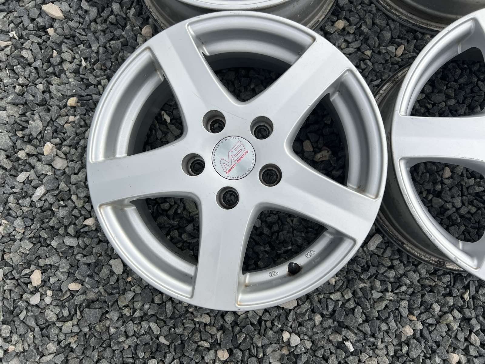 Джанти MS 5/112 Audi,VW,Skoda 5x112

Употребявани, Шумен