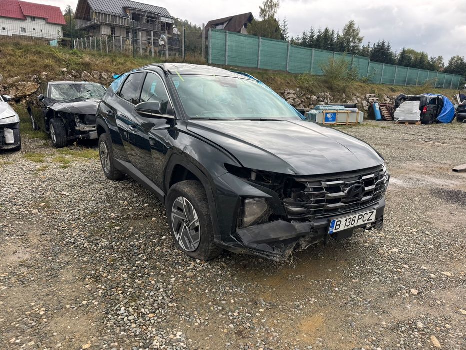 Hyundai tucson hybrid avariat