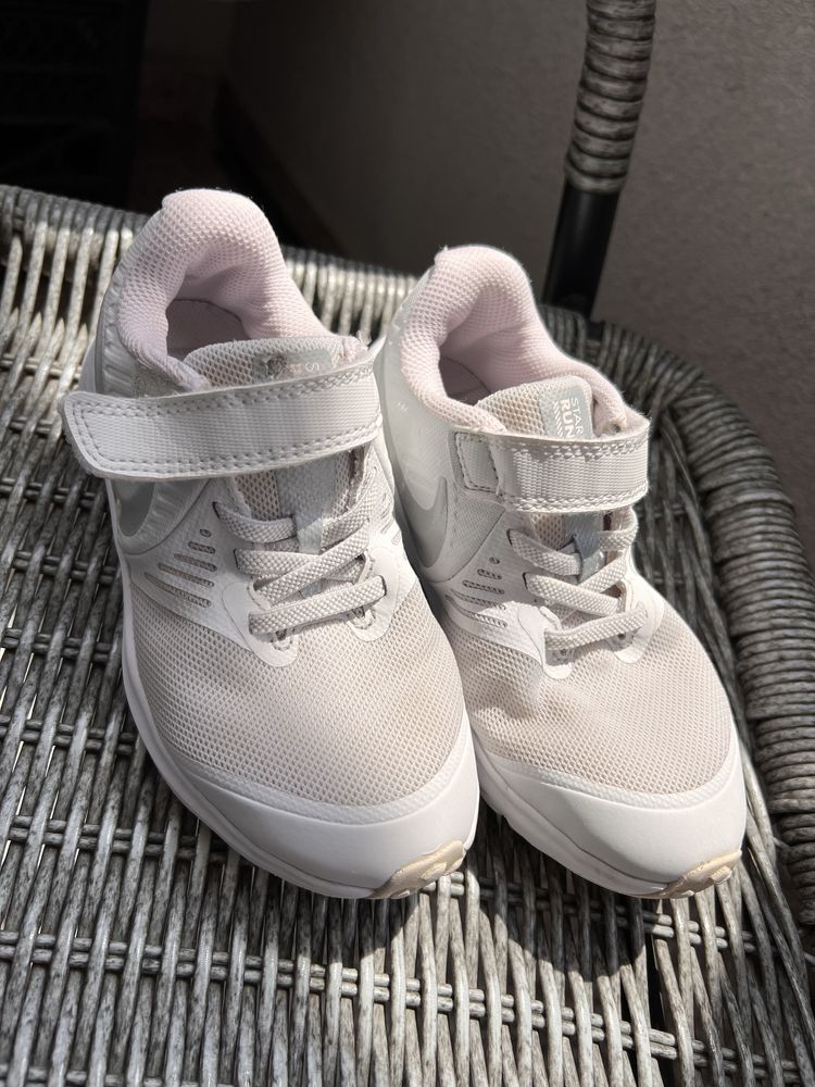 Детски маратонки Nike