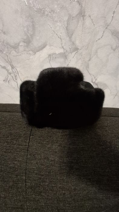 Продам норковую шапку ушанку