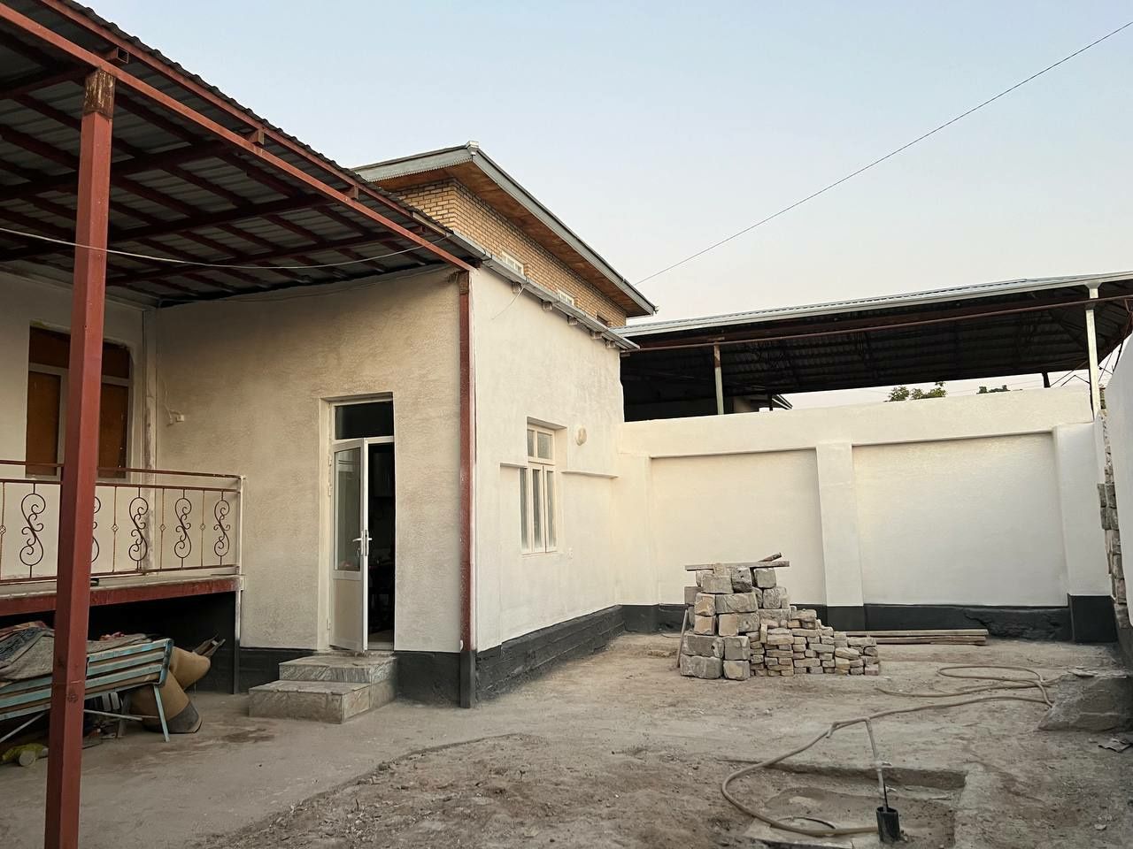 Navoiy shaxar Guliston 2 da Hovli turar joy