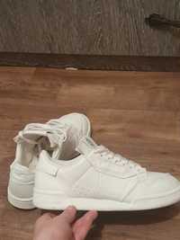 Adidas original continental Clean classic off white size 39 (25 см)