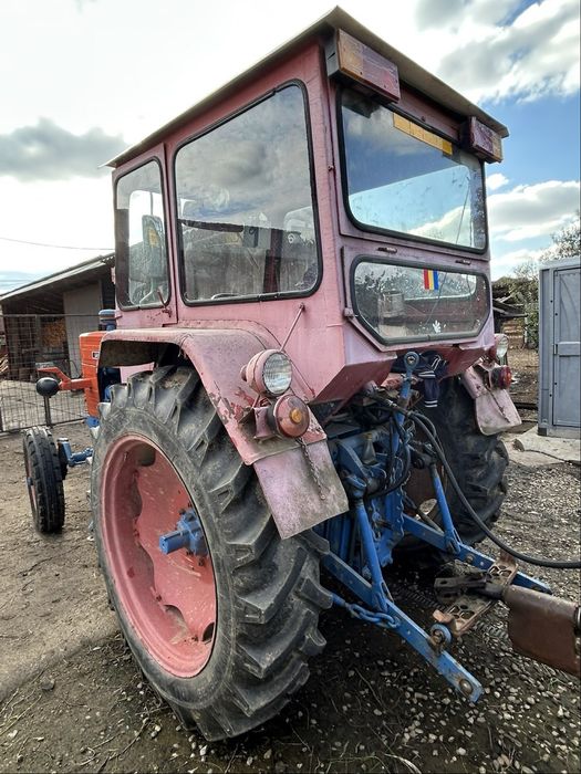 Tractor u650 , remorca basculabila , vidanjor