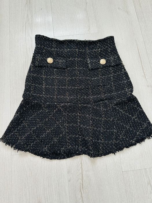 Пола на марката Avin- размер S