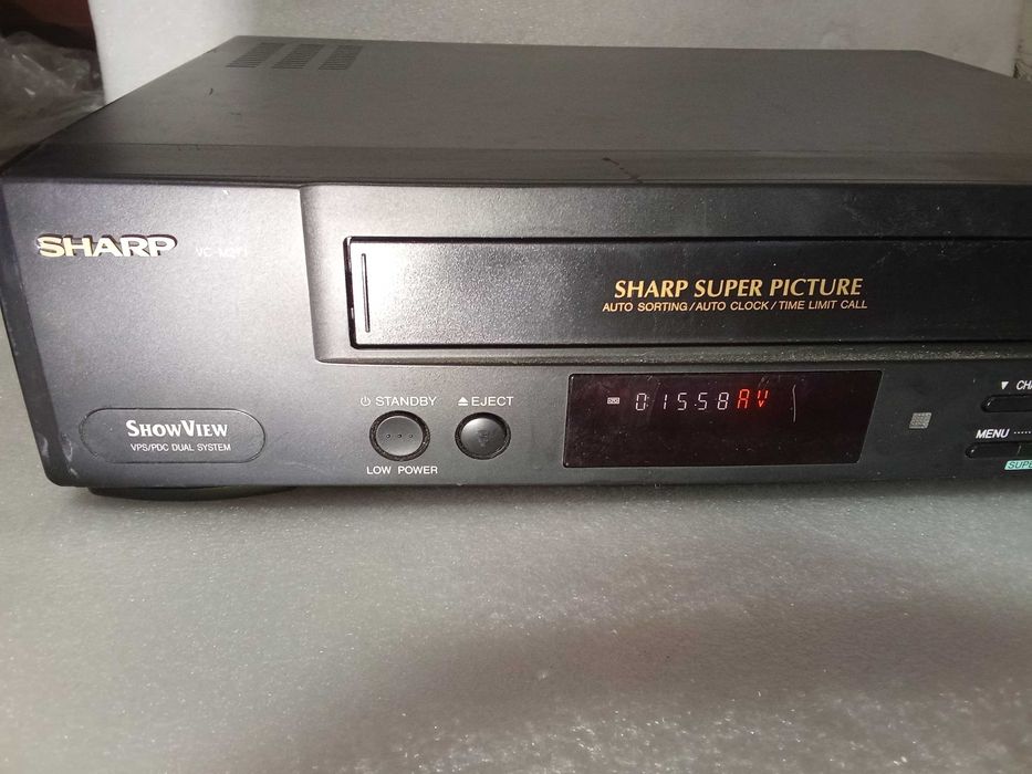 VHS видеорекордер