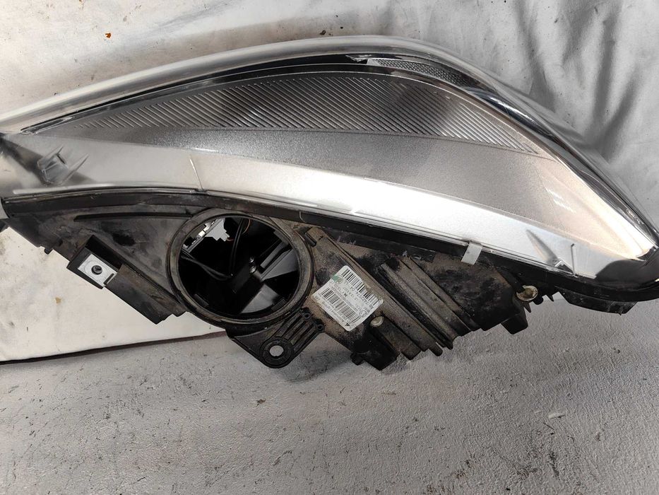 Оригинален фар БМВ 2 ф45  BMW 2 F45 F46 Led