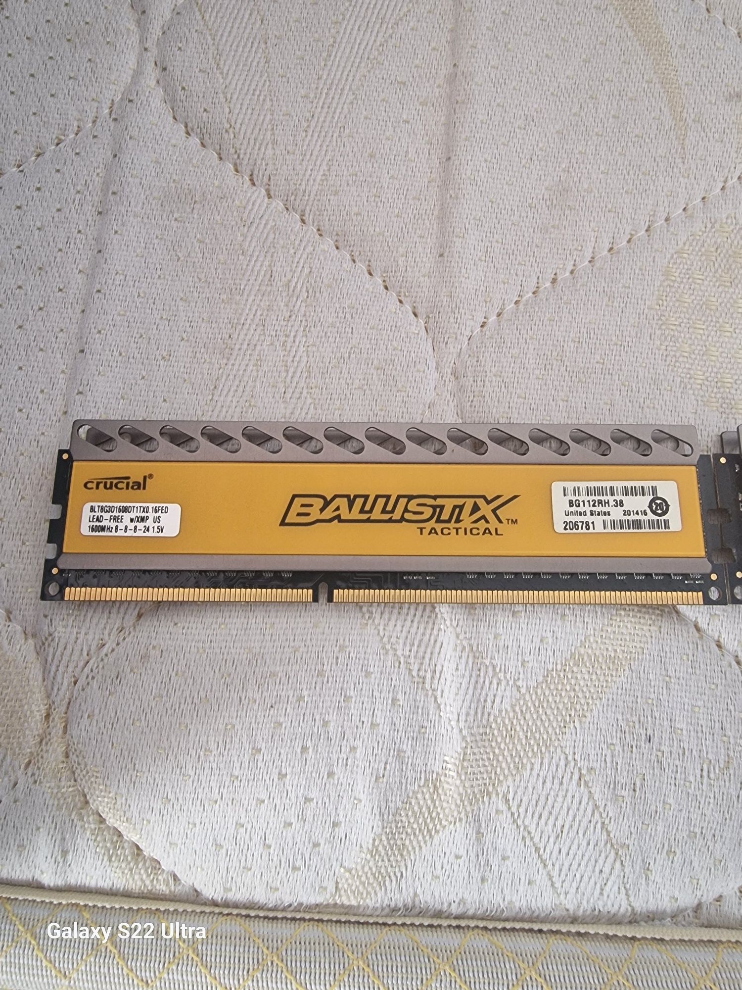 Memorii de pc DDR 3  16GB x2 8 GB  1600 MHz