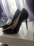 Pantofi negri de lac