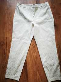 Нов панталон бял с детайл от дантела