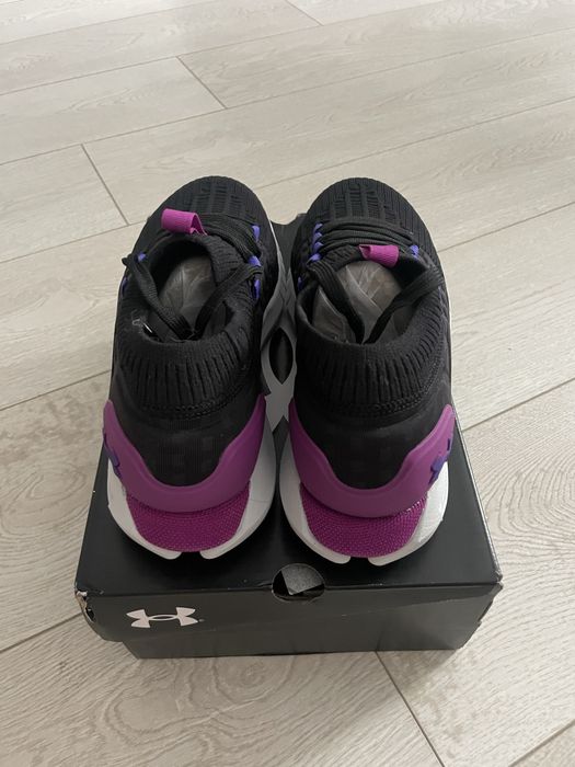 Under armour hovr phantom